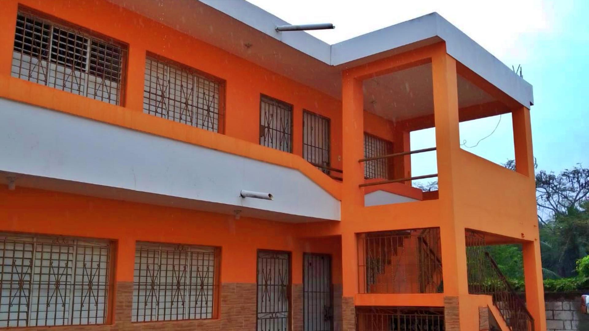 apartamentos - Two-level building for investment in Villa Satélite 5