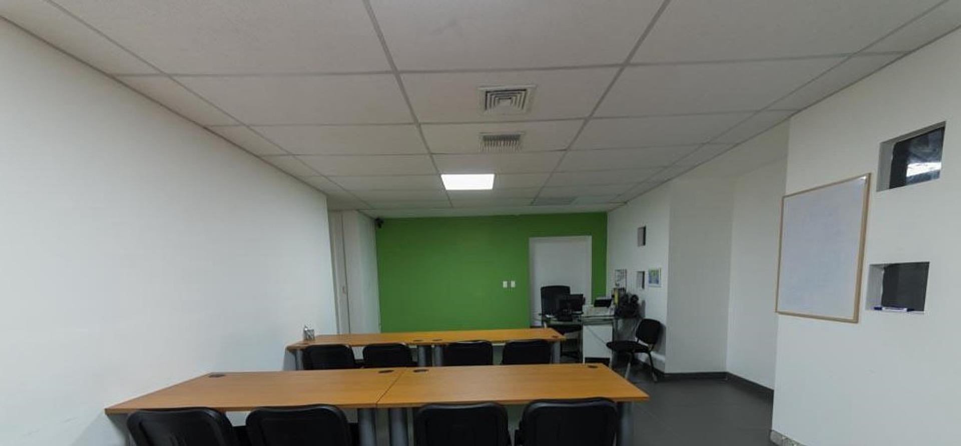 oficinas y locales comerciales - 🔵 Alquilo Oficina  3er piso 400 mts en Naco 
