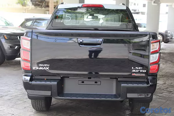 camiones y vehiculos pesados - Isuzu DMAX 5