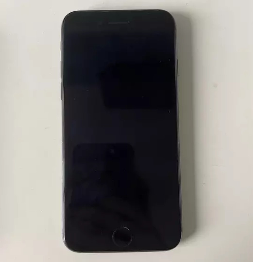 celulares y tabletas - iPhone 8 normal semi factory excelente estado  ($5,000 precio negociable) 2
