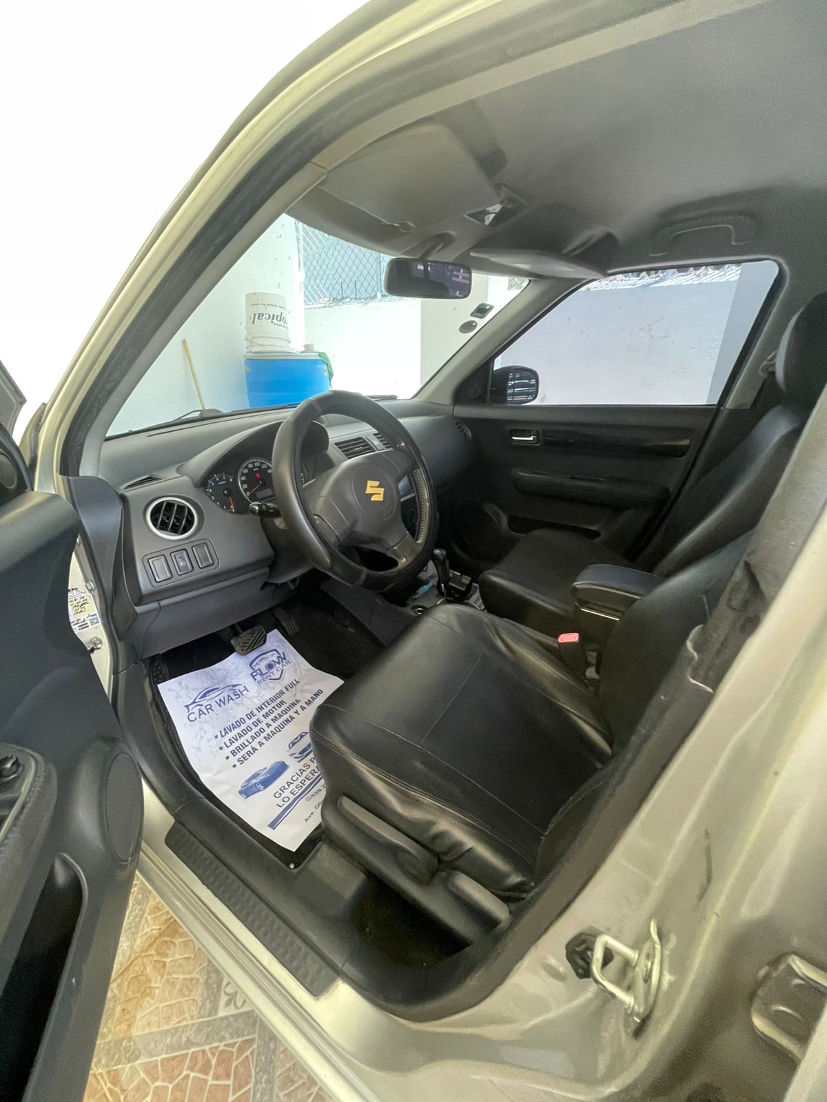 carros - suzuki Swift 2009 5