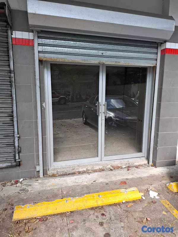 oficinas y locales comerciales - Local en Gazcue Primer Nivel de 65 metros 5