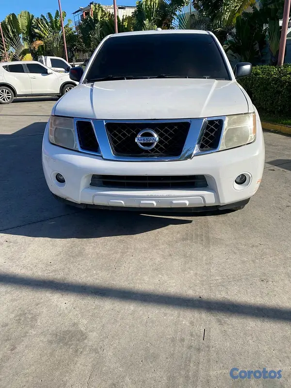 jeepetas y camionetas - Nissan Frontier Doble Cabina 2