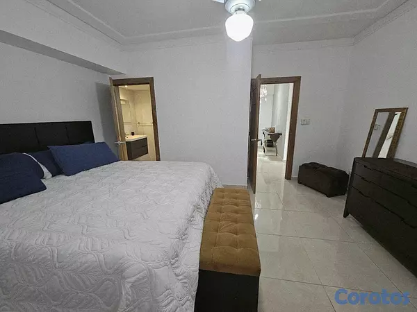 apartamentos - Alquiler de Apartamento Amoblado en Evaristo Morales 5