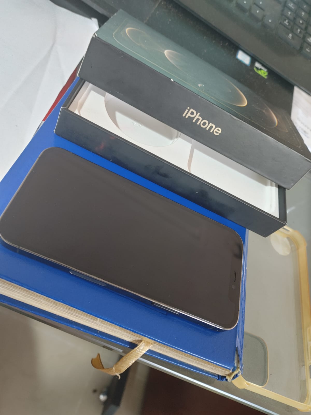 celulares y tabletas - IPHONE 12 BLOQUEADO 1
