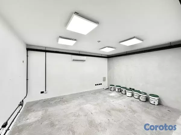 oficinas y locales comerciales - hermoso local comercial en buenas condiciones  3