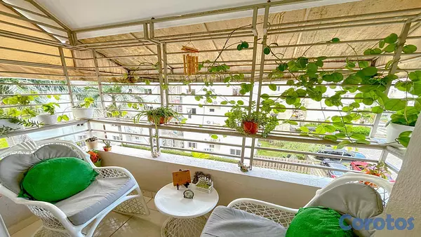 apartamentos - 4to piso con terraza privada próximo a Av. Monumental 7