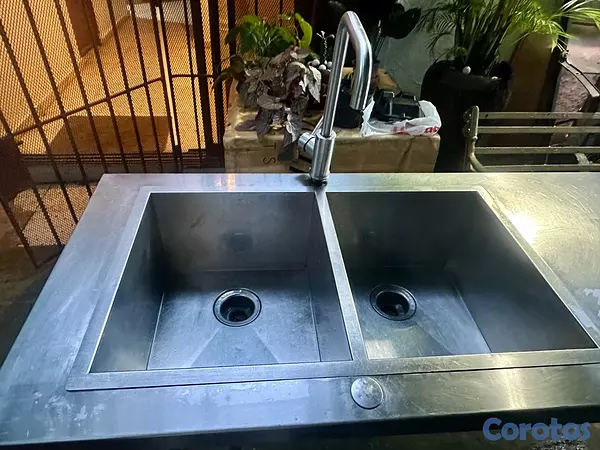cocina - Fregadero doble con su mesa de trabajo en acero in 2