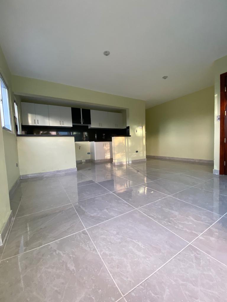 apartamentos - HERMOSO Y AMPLIO APARTAMENTO EN EL ALMIRANTE (ALM-01)