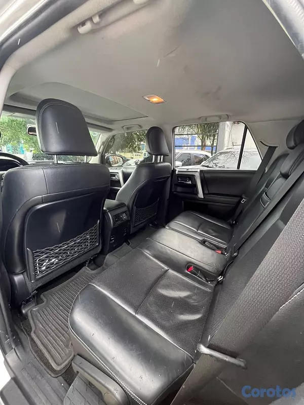 jeepetas y camionetas - Toyota 4Runner Limited 2017
 5