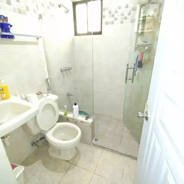 apartamentos - Se vende apartamento en Av. Independencia  8