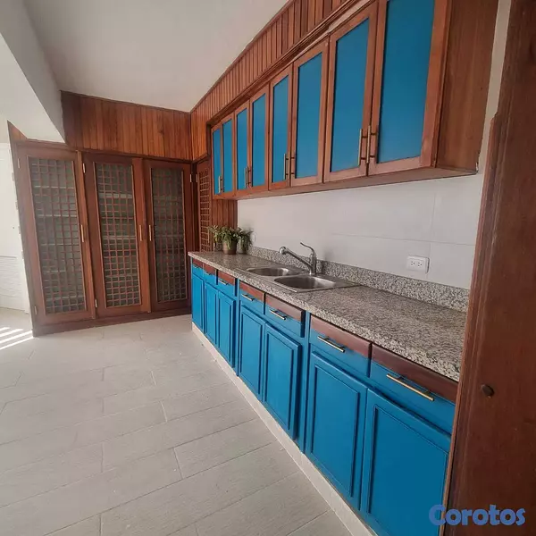 apartamentos - En La Esperilla con Vista al Mar, Amplio apartamento de 350mts 7