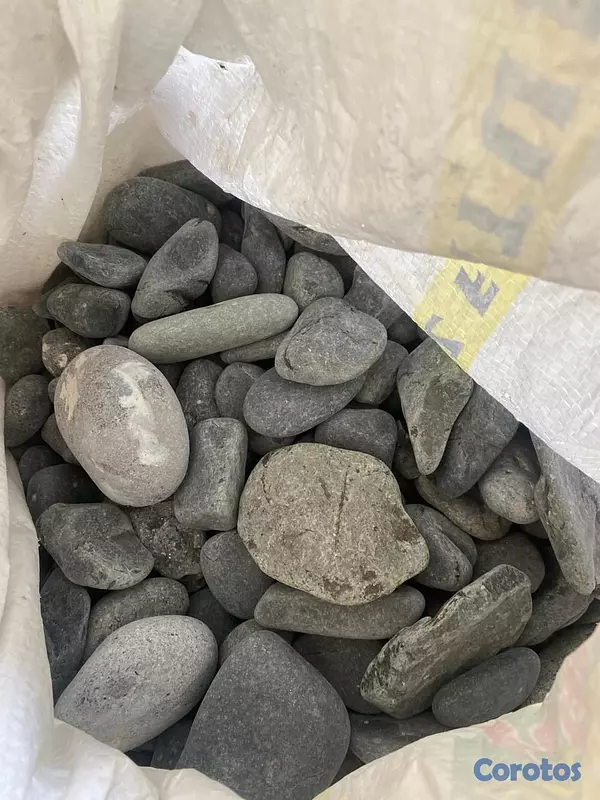 servicios profesionales - Piedras decorativas de varios modelos  11