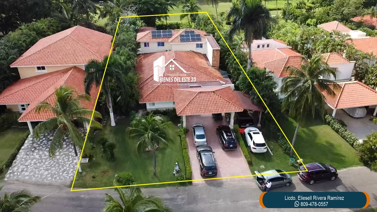casas vacacionales y villas - Vendo Villa  Amueblada y Equipada en Metro, Con vista al Campo de Golf 0