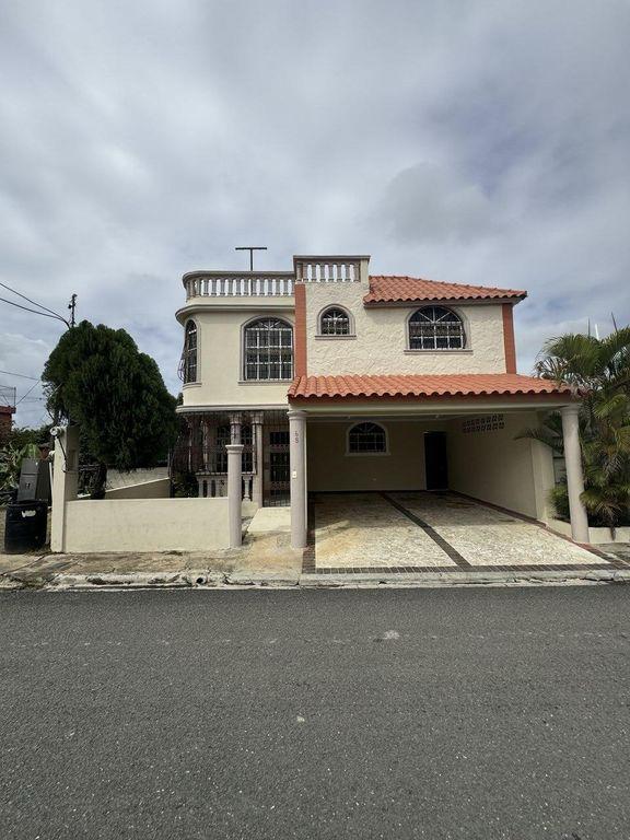 casas - Hermosa casa en venta en San Isidro 