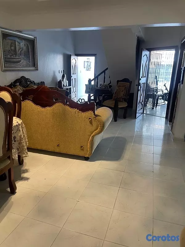 casas - venta de casa en corales del sur Santo Domingo este  12