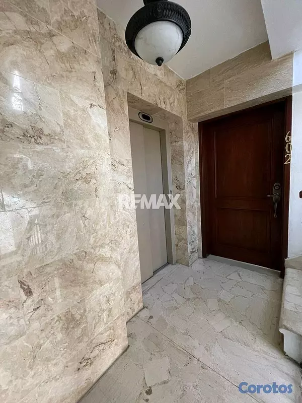 apartamentos - Apartamento en Alquiler en Evaristo Morales 2H, 2B, 2P 4