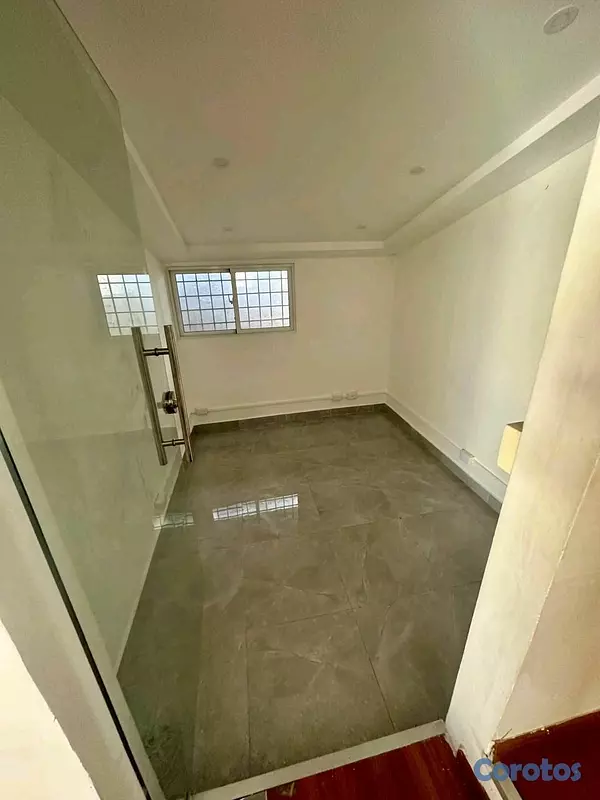 oficinas y locales comerciales - alquilo local 1er piso 450 mts en naco  7