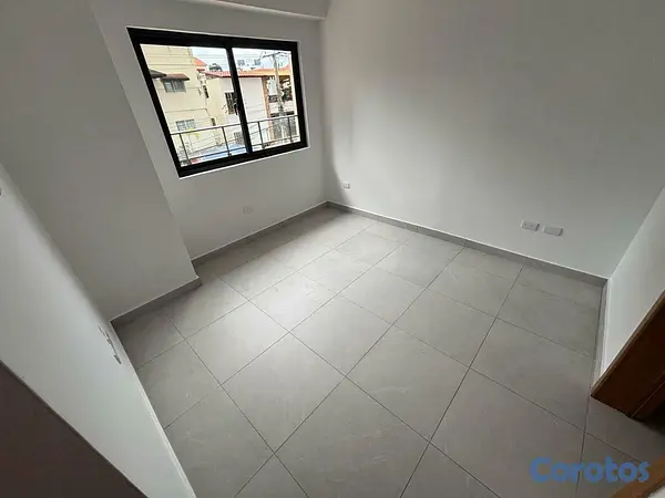 apartamentos - Apartamento con Terraza Nuevo en Venta en Urb Real 9