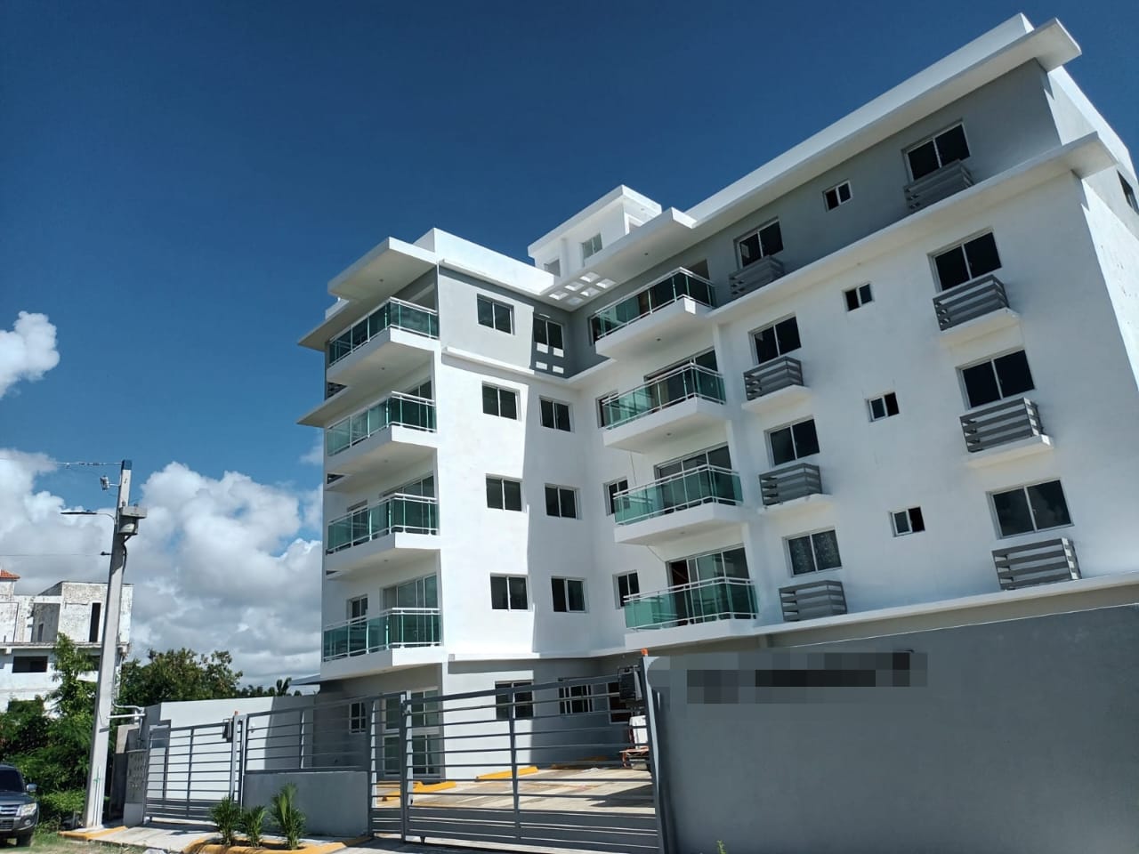 apartamentos - VENDO APARTAMENTO RESIDENCIAL LAS AMERICAS SDE 0
