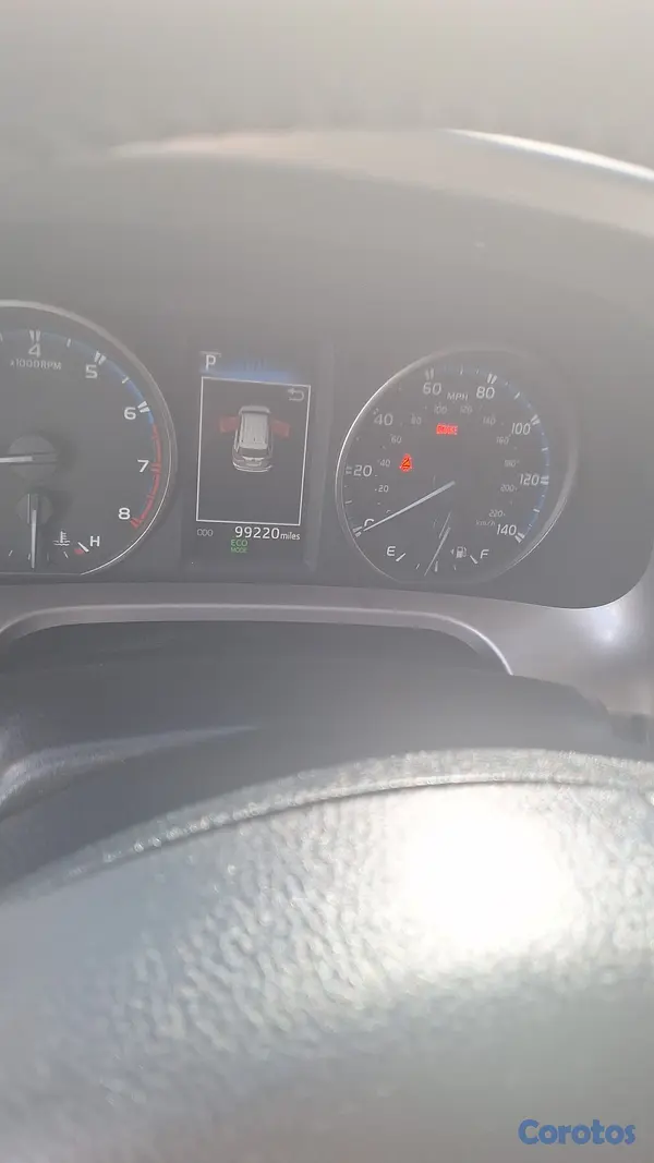 jeepetas y camionetas - TOYOTA RAV4 2017 XLE 4