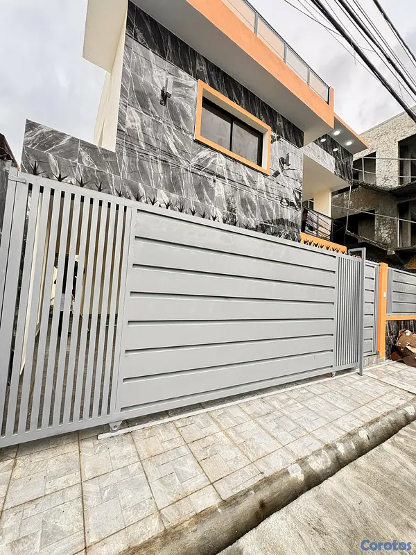 casas - venta de casa de lujo en la autopista de san isidro prado oriental  3