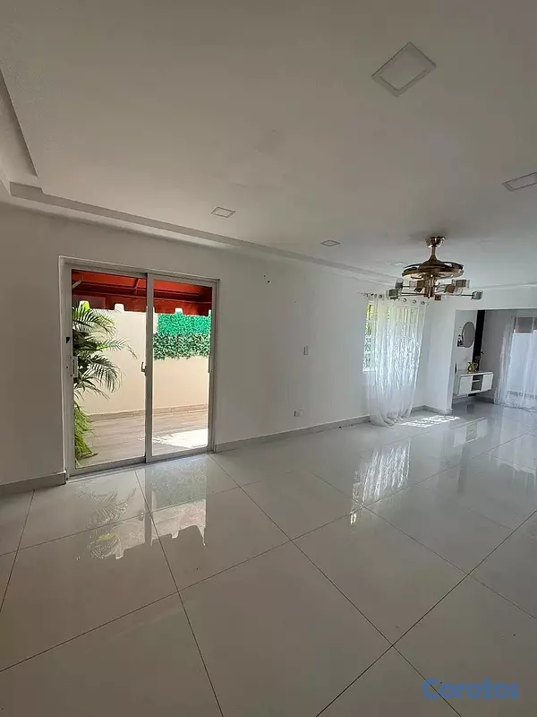 casas - Venta de Casa en Gala 13