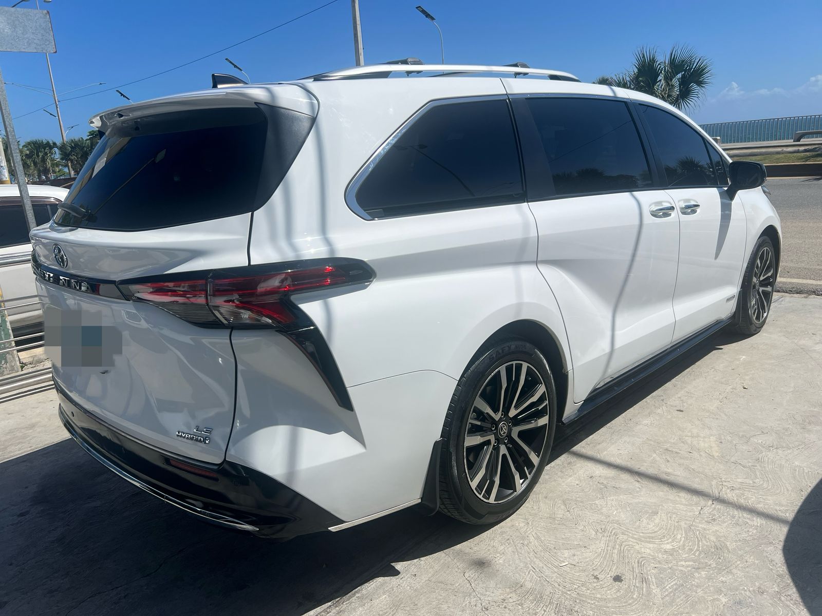 jeepetas y camionetas - Toyota Sienna 2021 4