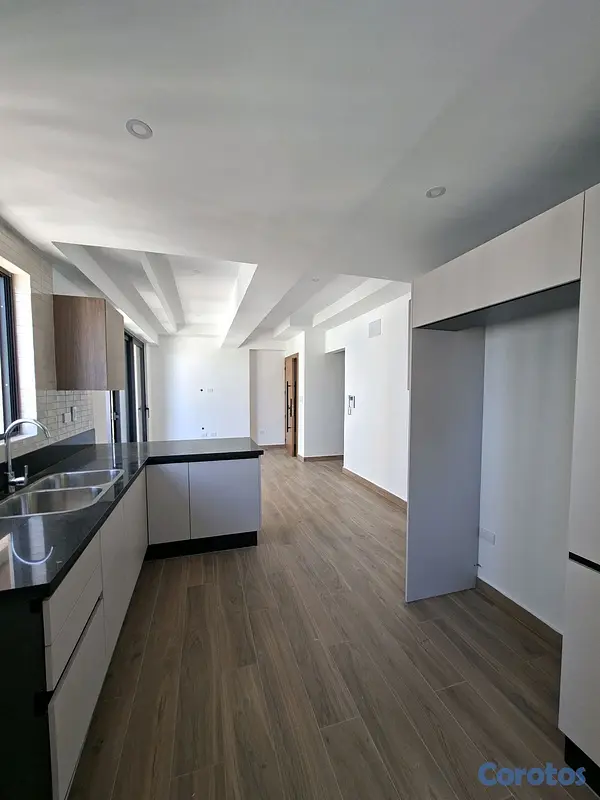 apartamentos - Apartamento a estrenar en piso alto en la Urb. Real 2