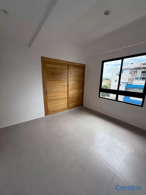 apartamentos - alquiló piso 5 avenida independencia jardines del Sur dos habitaciones parqueo  6