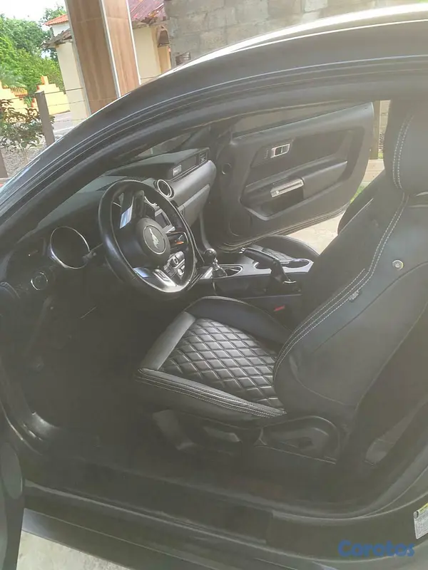 carros - Ford Mustang Ecoboost 2019 3
