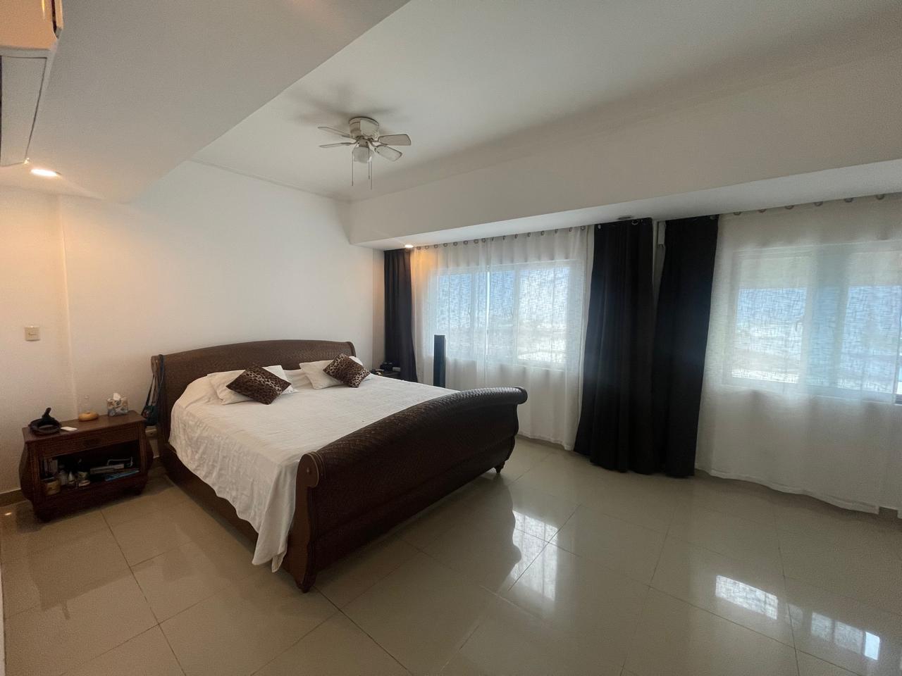 apartamentos - Venta, Penthouse de 4 Habitaciones, Mirador Sur 6