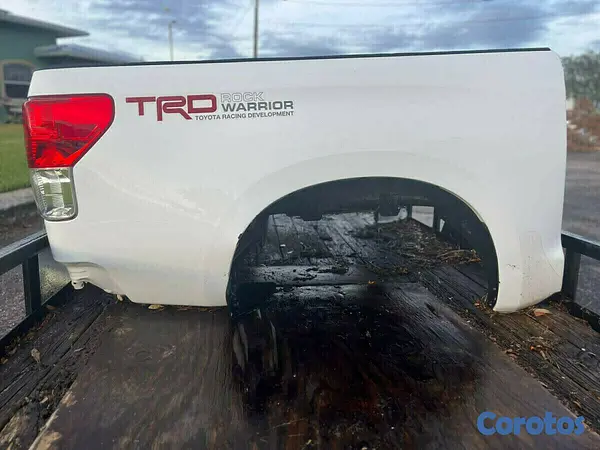 repuestos - Vendo Cama Para Toyota Tundra  4