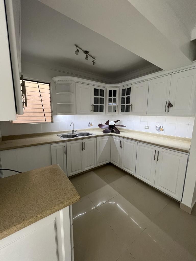 apartamentos - Apartamento en Venta, Sector Renacimiento, Santo Domingo 3