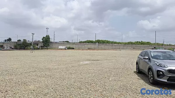 solares y terrenos - Solar en la Autopista Duarte de 12mil metros  8