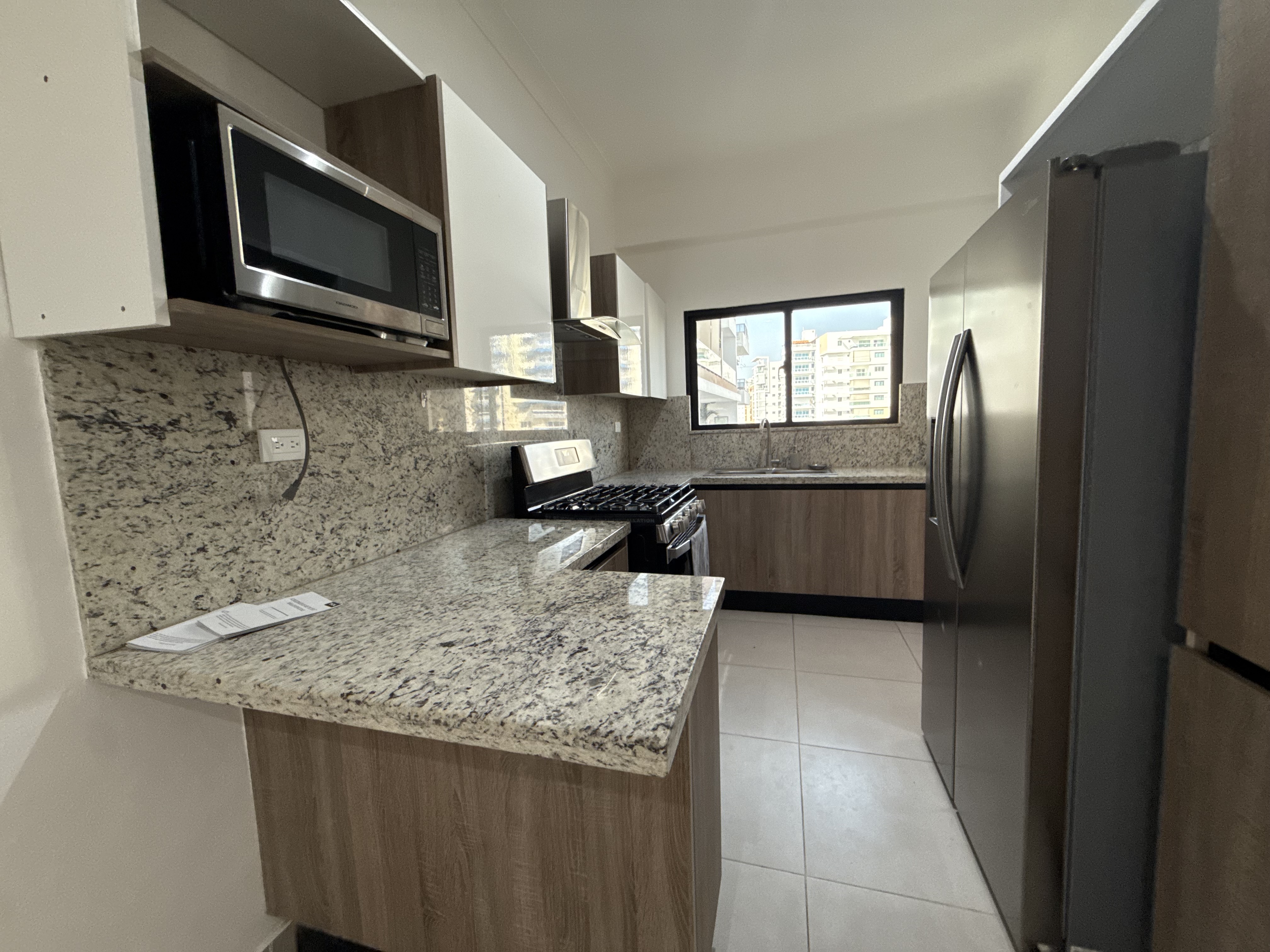 apartamentos - Alquiló Bella vista Sur ,  con línea blanca precio 4