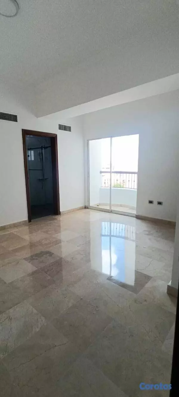 apartamentos - Renacimiento Amplio apartamento en torre Clásica 5