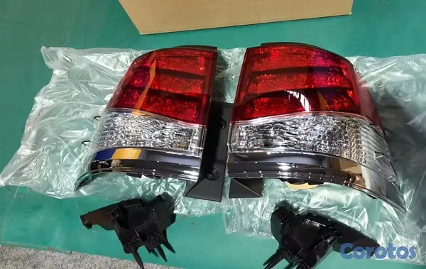 repuestos - luces traceras LX 570 2008-2015 2