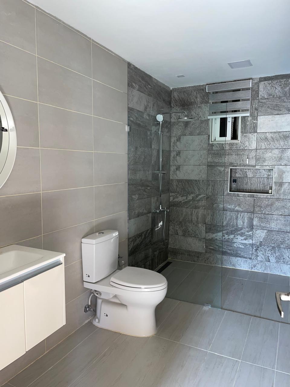 apartamentos - Apartamento en Alquiler 225 Mts2 en La Rosaleda  2