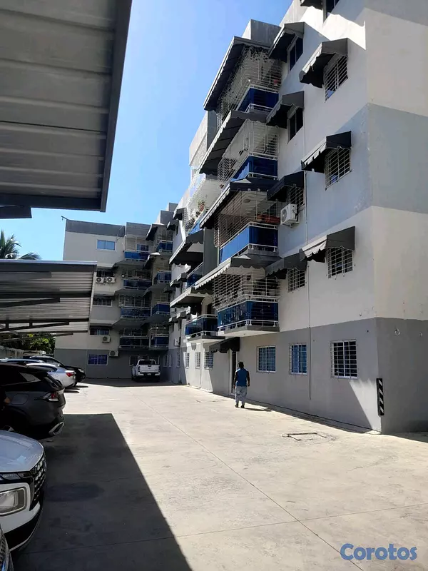 apartamentos - .Vendo Apartamento en la Isabelita  3