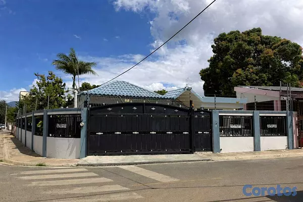 apartamentos - Casa en venta - Las Colinas, Santiago 1