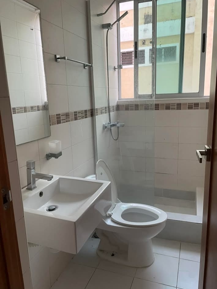 apartamentos - DIOS📍Gazcue 🔥 ALQUILER  APARTAMENTO AMUEBLADO Linea Gris.VISTA AL MAR..  2