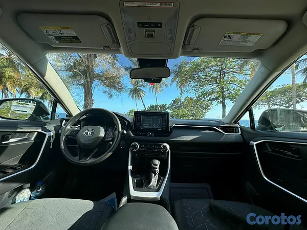 jeepetas y camionetas - Toyota rav4 2021 xle  5