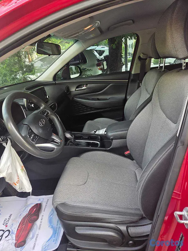 jeepetas y camionetas - Hyudai Santa Fe en venta 7