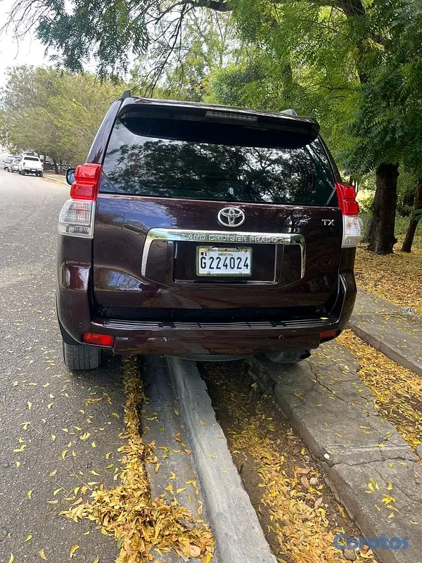 jeepetas y camionetas - Toyota land cruicer prado txl 2012 11