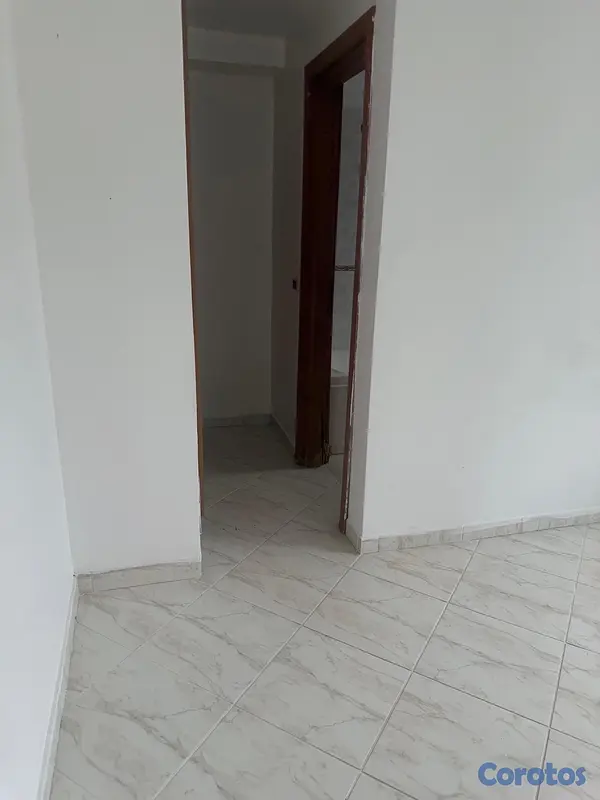 apartamentos - Penthouse de Dos Niveles en Alquiler – Avenida España.
 6
