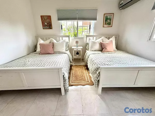 casas - Se vende villa en el metrocontriclud en Juan Dolio 14