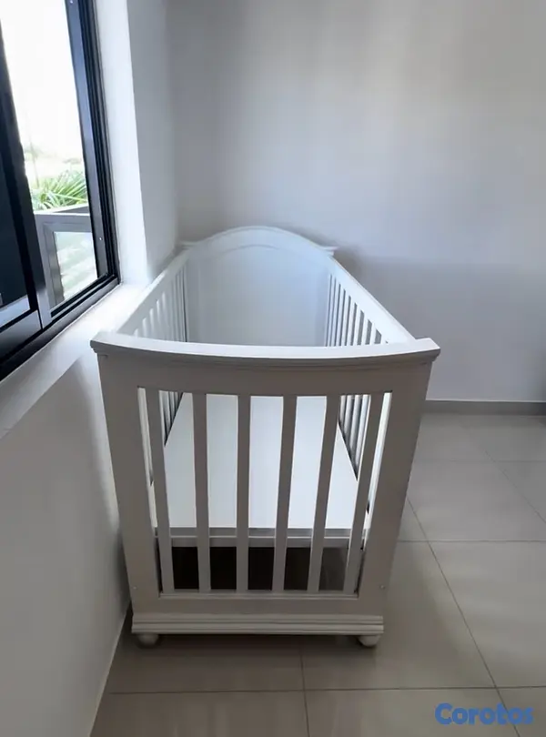 muebles y colchones - Cuna de bebés 100% madera  5