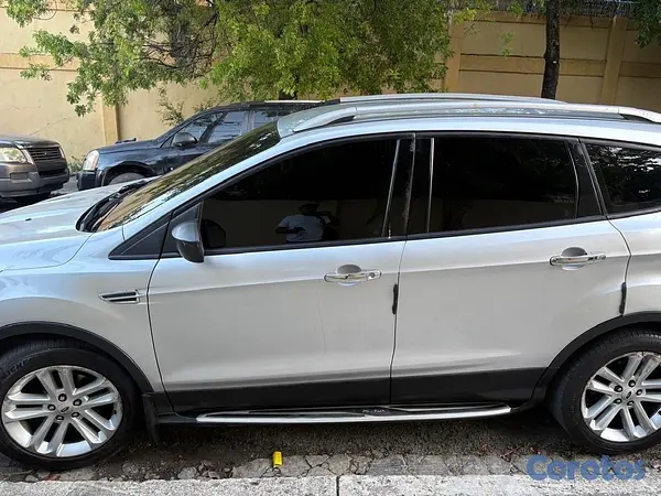 jeepetas y camionetas - FORD ESCAPE S 2014 4