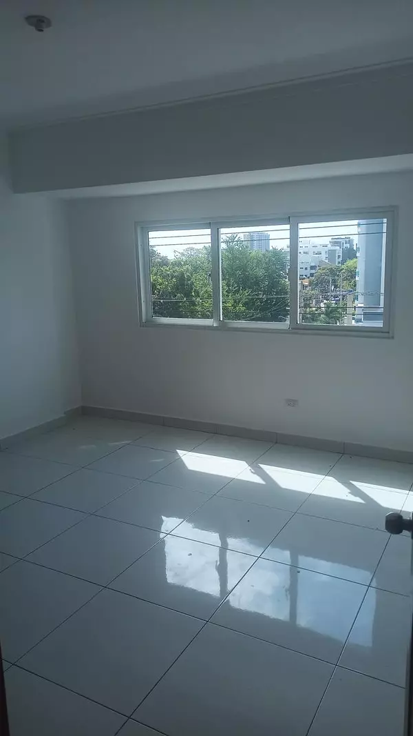 apartamentos - Alquiler Apartamento de 2 Habitaciones, Gazcue 6